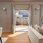 Gorgeous In Vabriga With Private Pool Garden Вилла